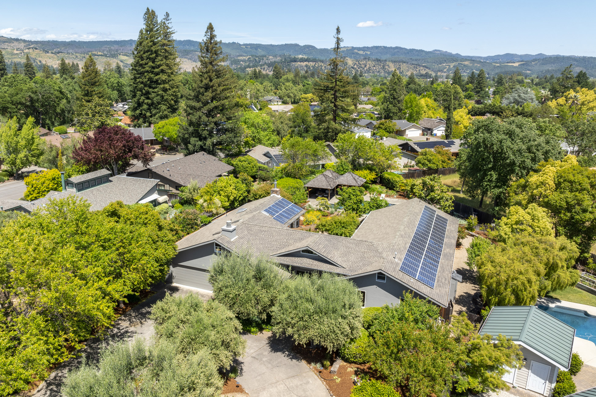 2501 Pinot Way