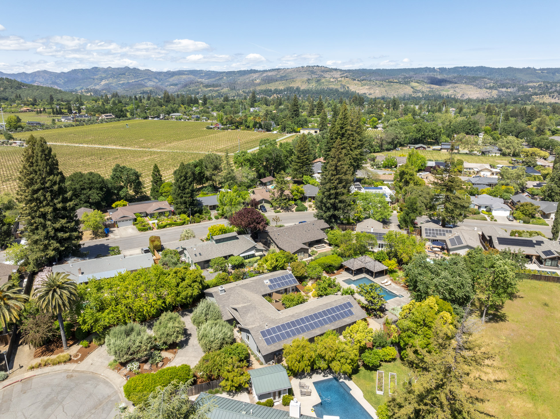 2501 Pinot Way
