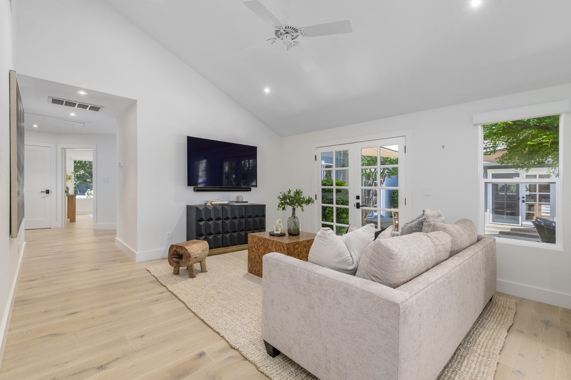 2501 Pinot Way